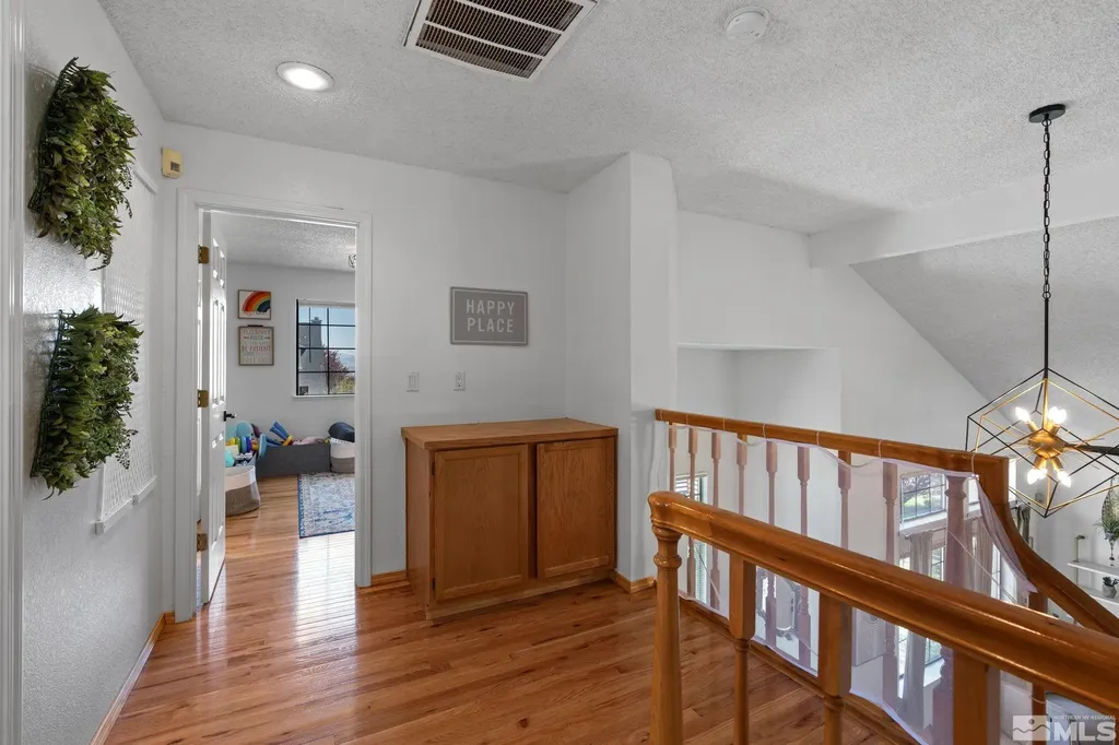 5276 Simons Reno NV 89523