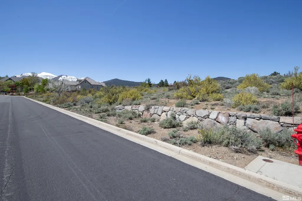 6360 De Chardin Reno NV 89511