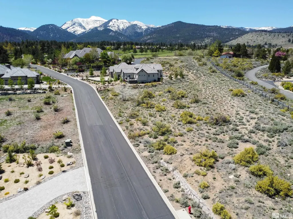 6360 De Chardin Reno NV 89511