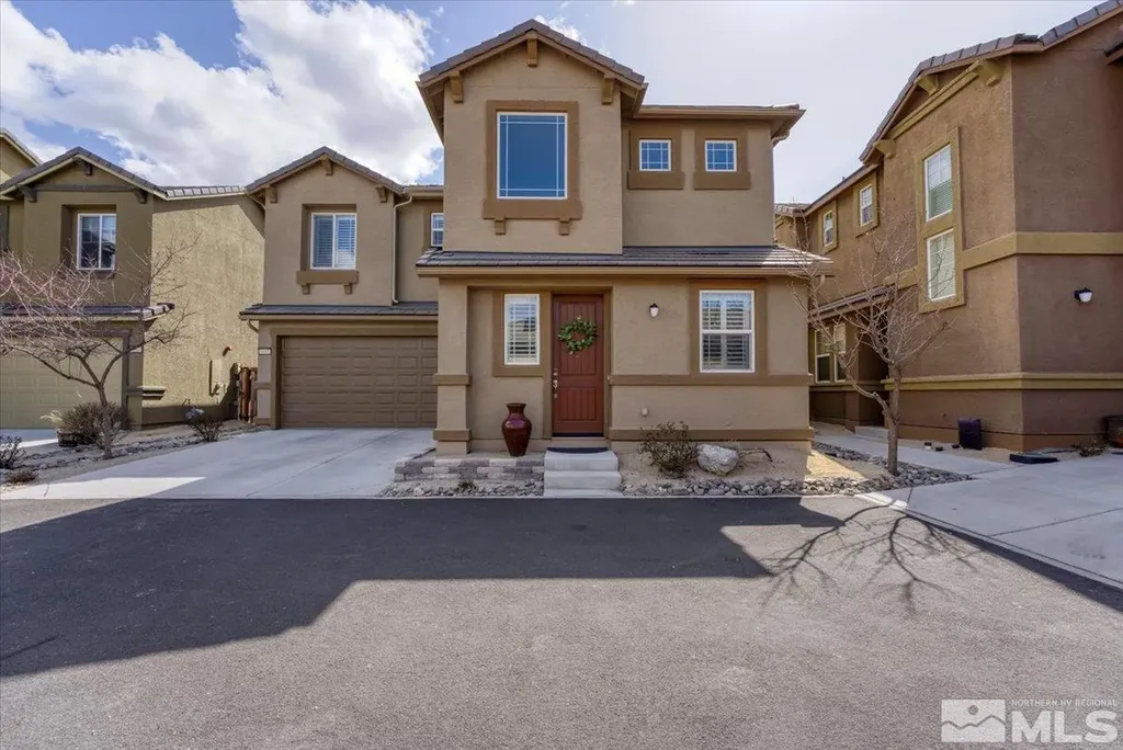 6683 Russian Thistle Sparks NV 89436