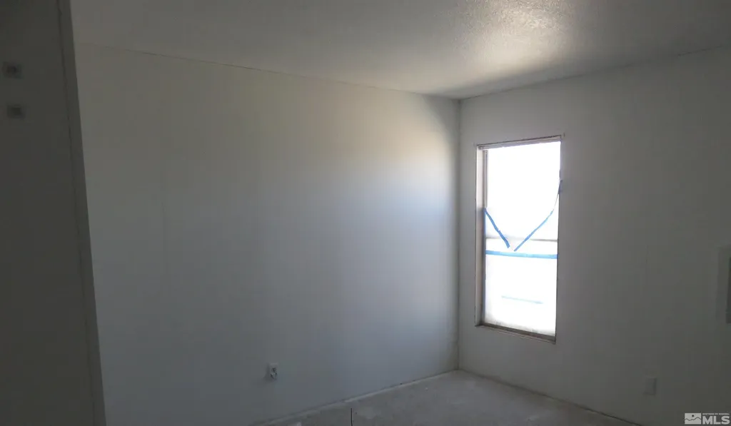 15 Ny Jo Yerington NV 89447