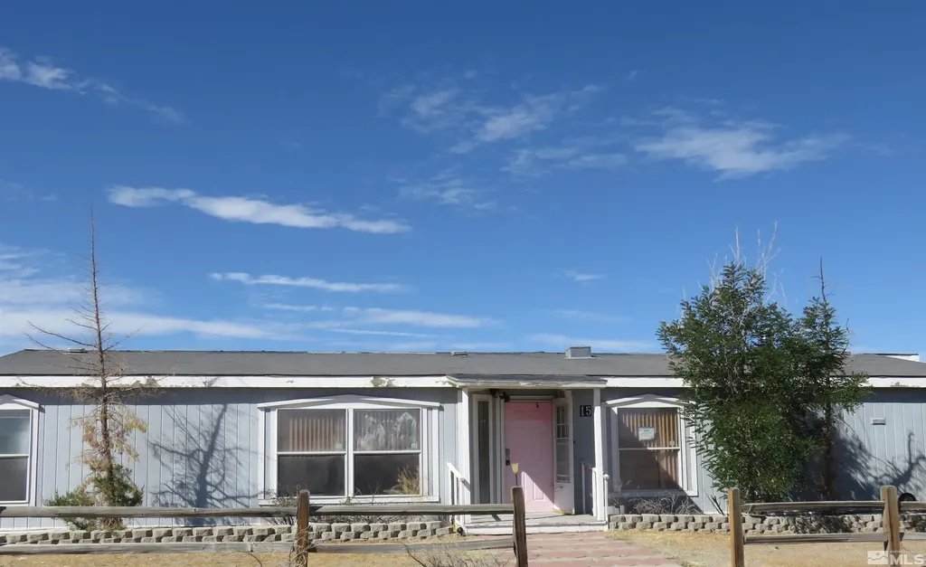 15 Ny Jo Yerington NV 89447