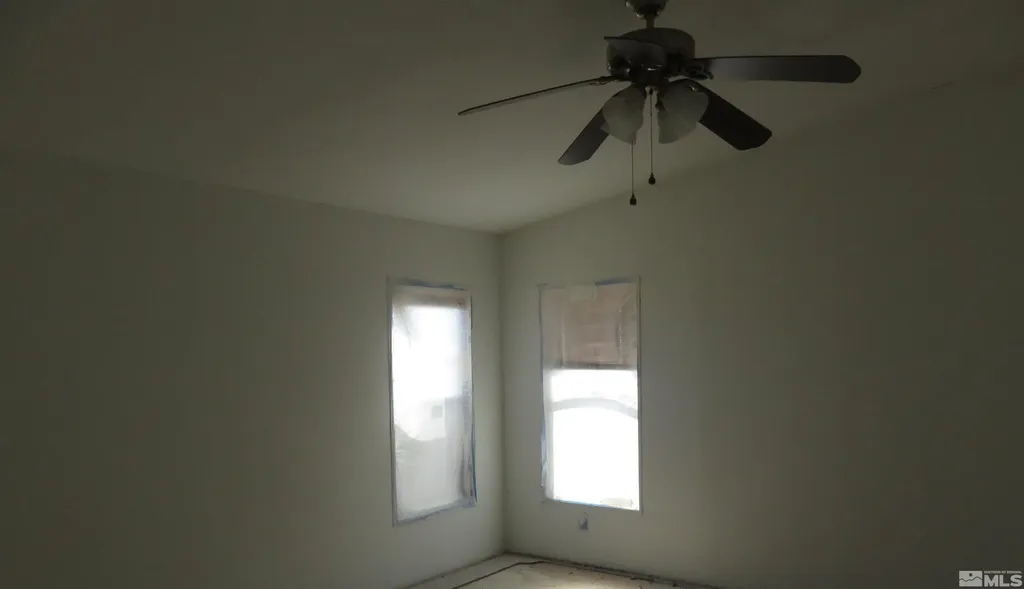 15 Ny Jo Yerington NV 89447