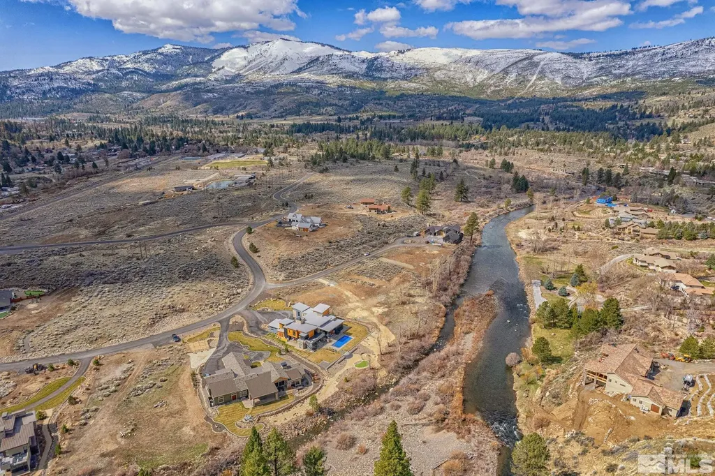 405 River Pines Verdi NV 89439