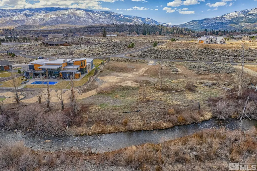 405 River Pines Verdi NV 89439