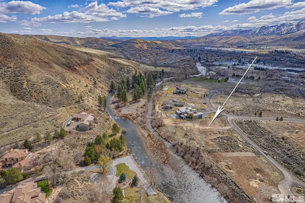 405 River Pines Verdi NV 89439