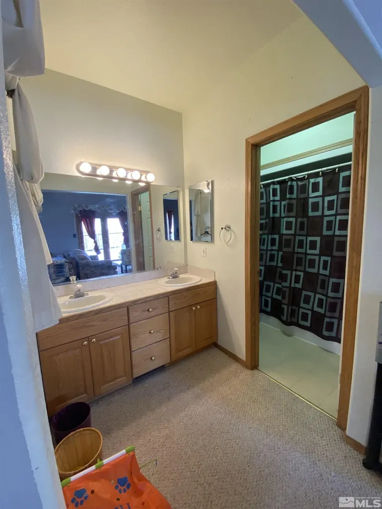686 Castle Winnemucca NV 89445