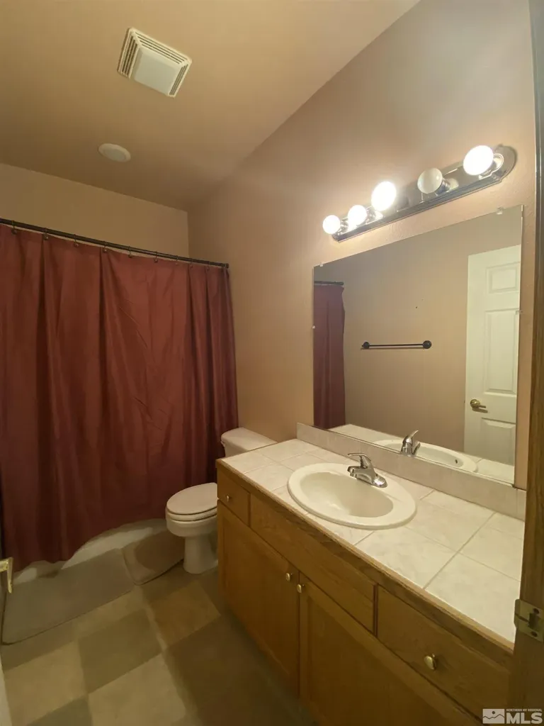 686 Castle Winnemucca NV 89445