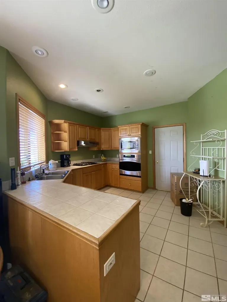 686 Castle Winnemucca NV 89445