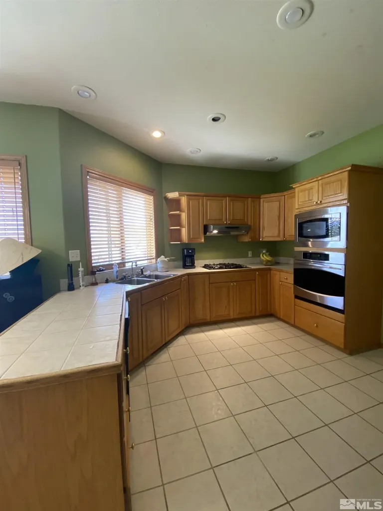 686 Castle Winnemucca NV 89445