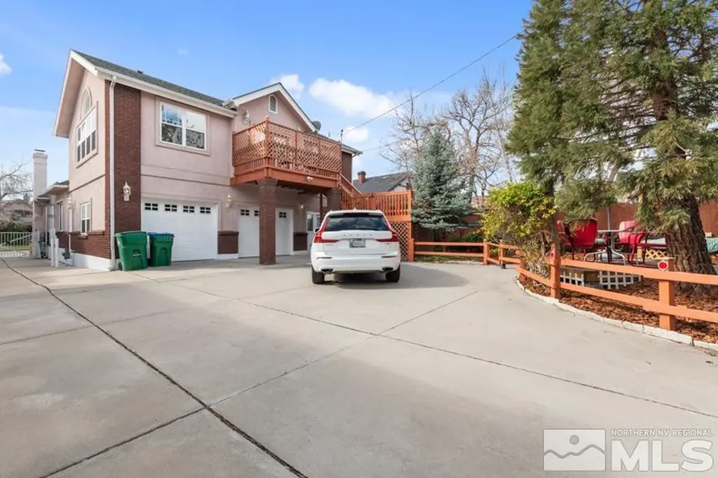 543 California Reno NV 89509