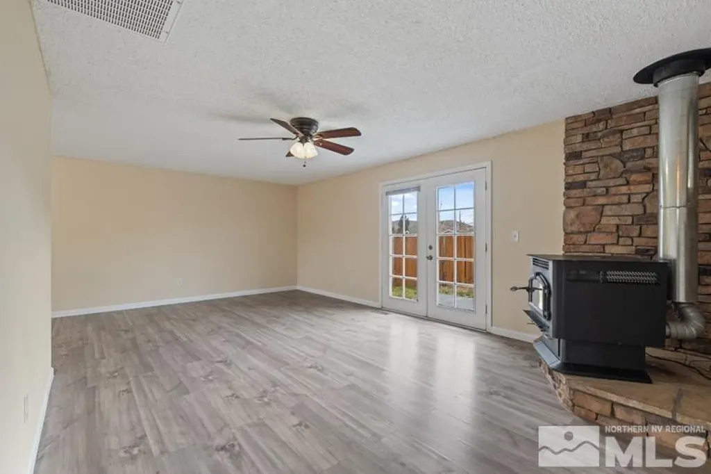 68 Zircon Reno NV 89521
