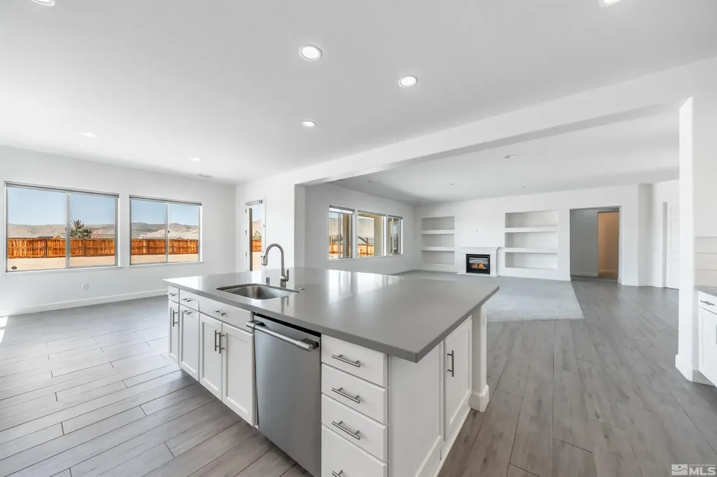 11691 Hacienda Ridge Sparks NV 89441