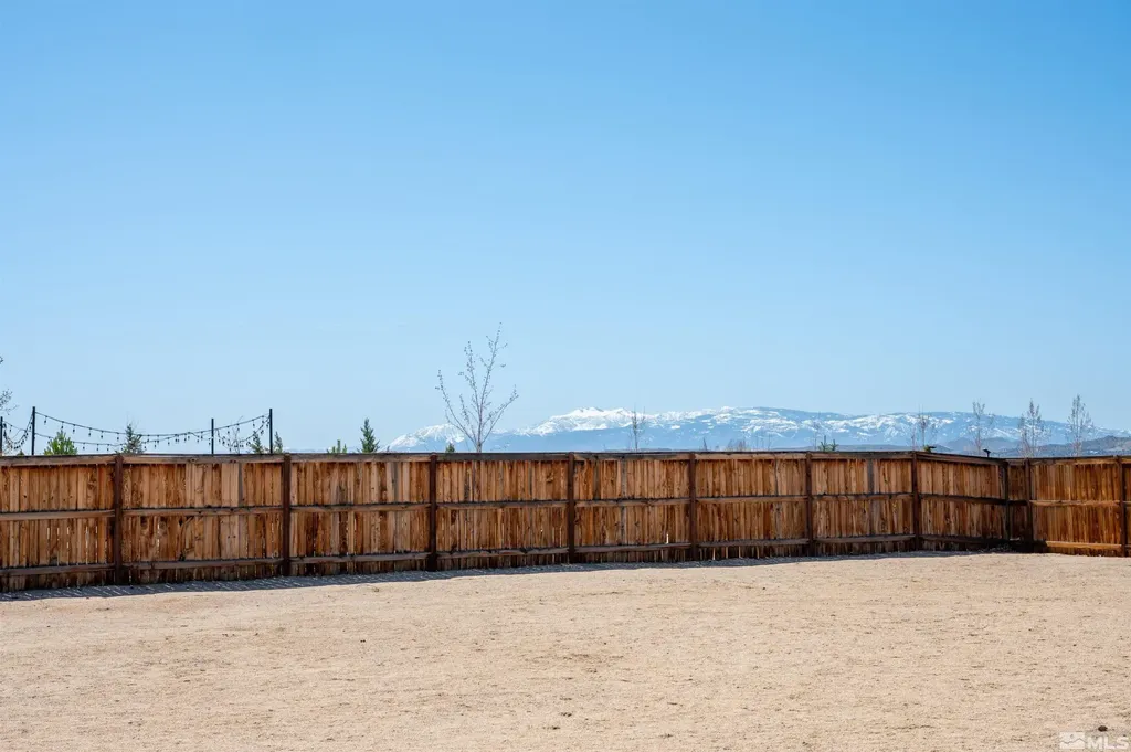 11691 Hacienda Ridge Sparks NV 89441