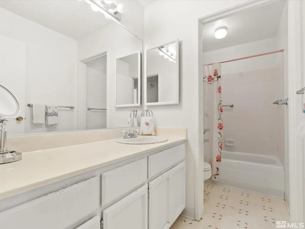 2845 Idlewild Reno NV 89509