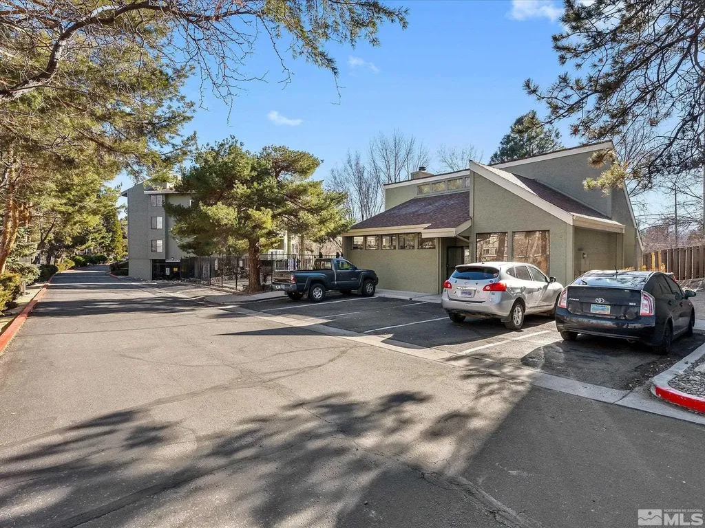 2845 Idlewild Reno NV 89509