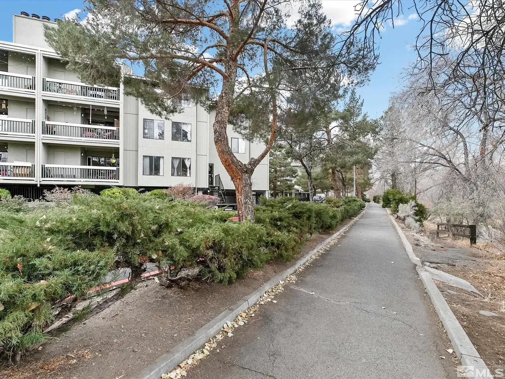 2845 Idlewild Reno NV 89509