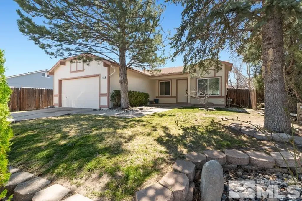 7776 Crystal Shores Reno NV 89506