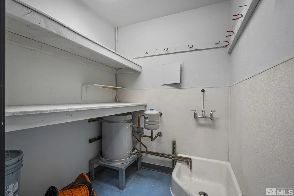 12815 Old Virginia Reno NV 89521
