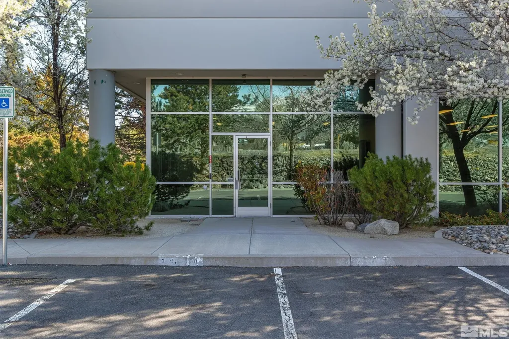 12815 Old Virginia Reno NV 89521