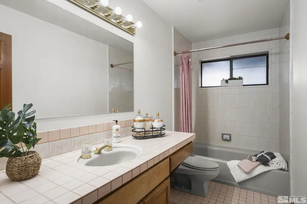 80 Cassas Reno NV 89511