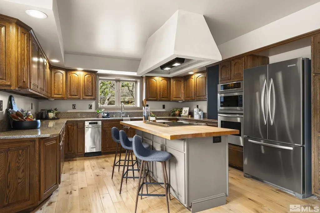 4840 Keshmiri Reno NV 89519