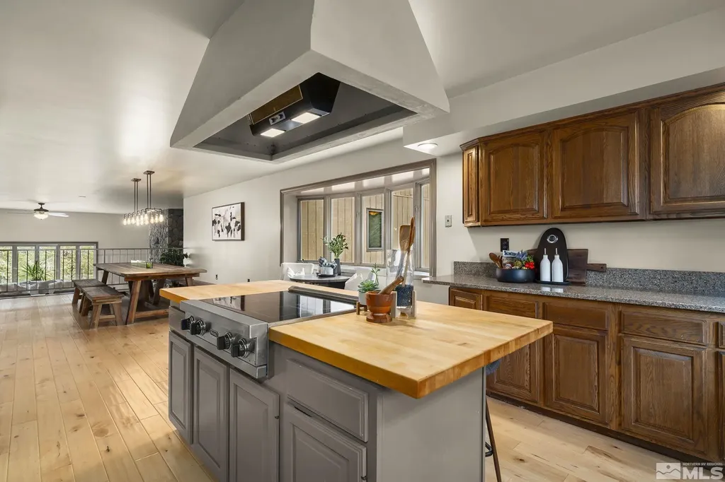 4840 Keshmiri Reno NV 89519