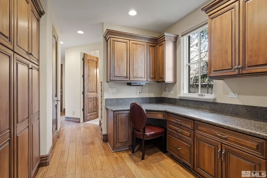 6554 Champetre Reno NV 89511