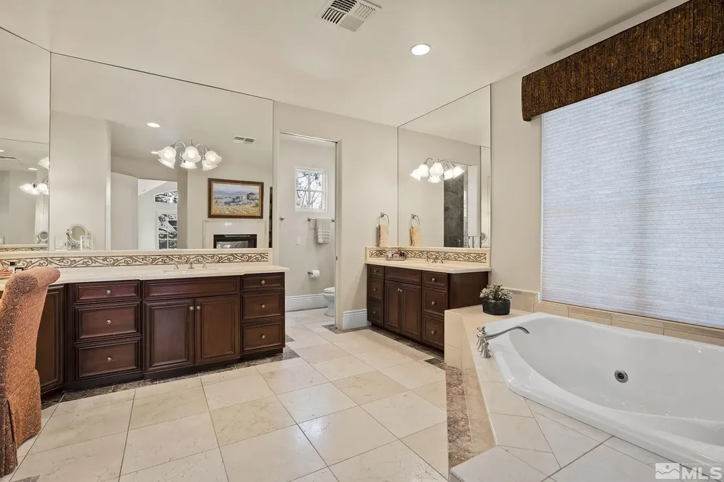 6554 Champetre Reno NV 89511