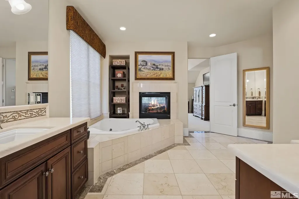 6554 Champetre Reno NV 89511