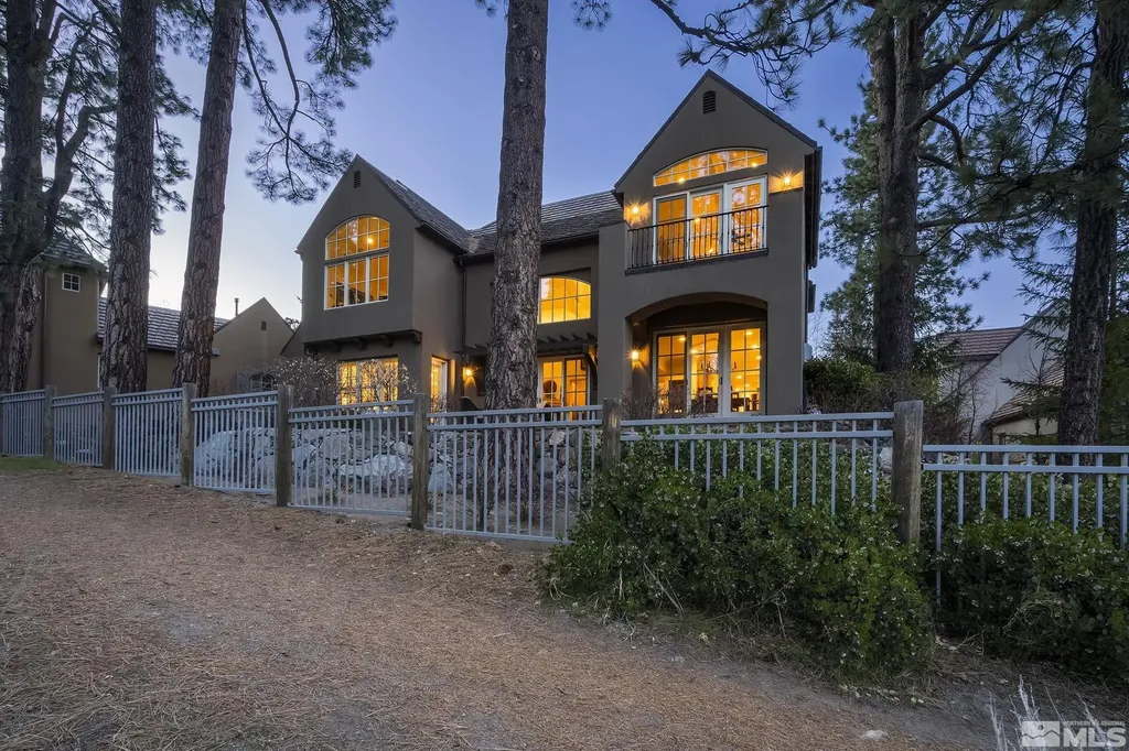 6554 Champetre Reno NV 89511