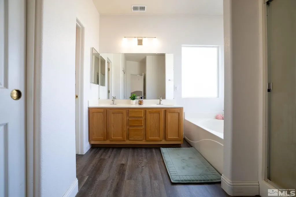 3940 Rainier Reno NV 89508