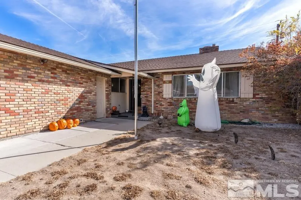 613 Ivy Carson City NV 89703