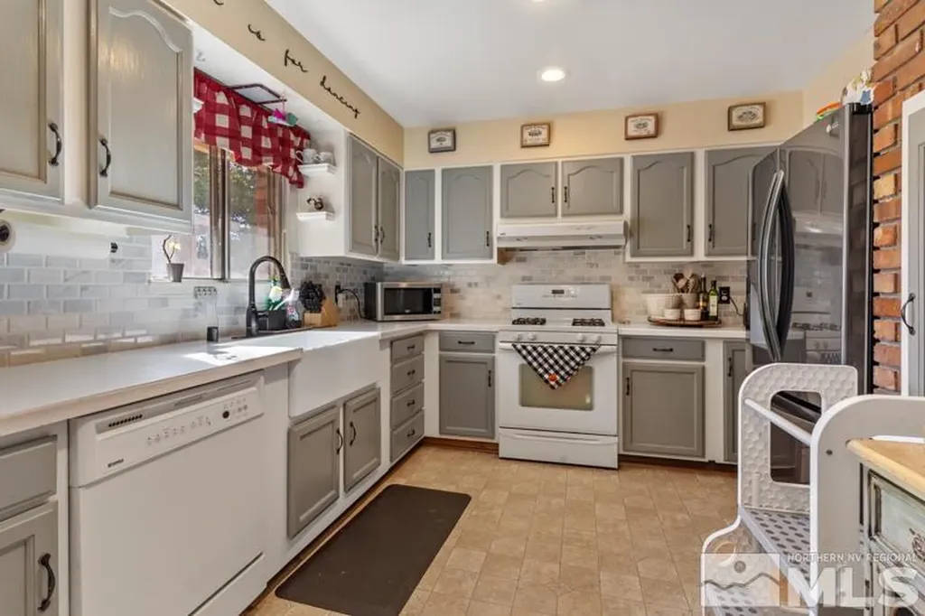 613 Ivy Carson City NV 89703