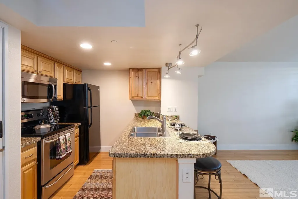 450 Arlington Reno NV 89503
