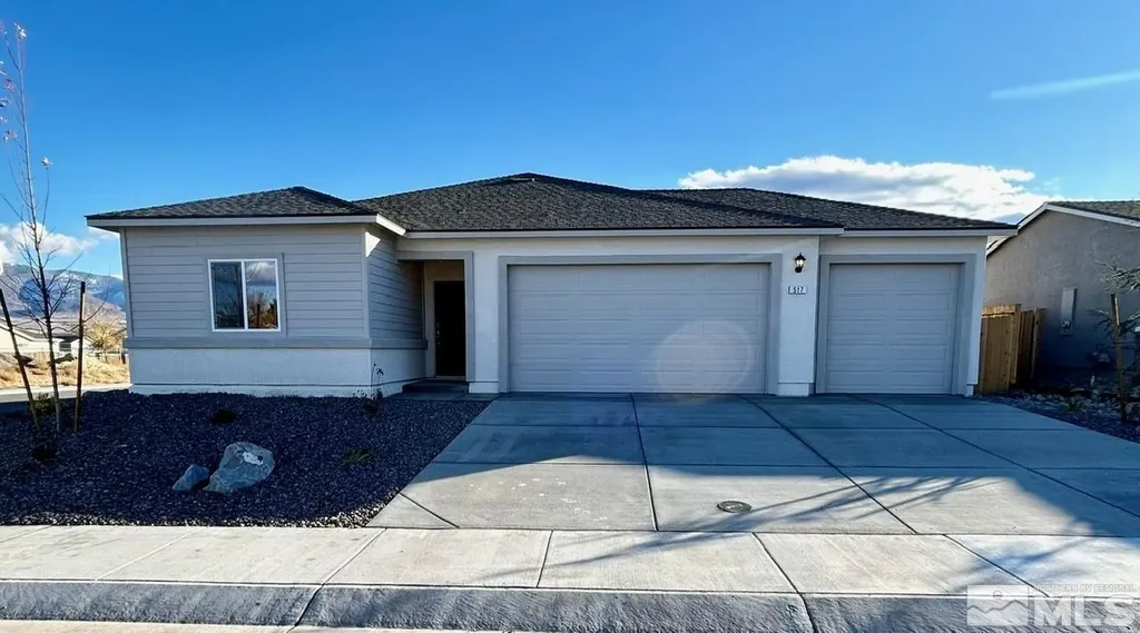 517 Russell Dayton NV 89403
