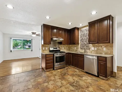1575 Greenbrae Sparks NV 89431