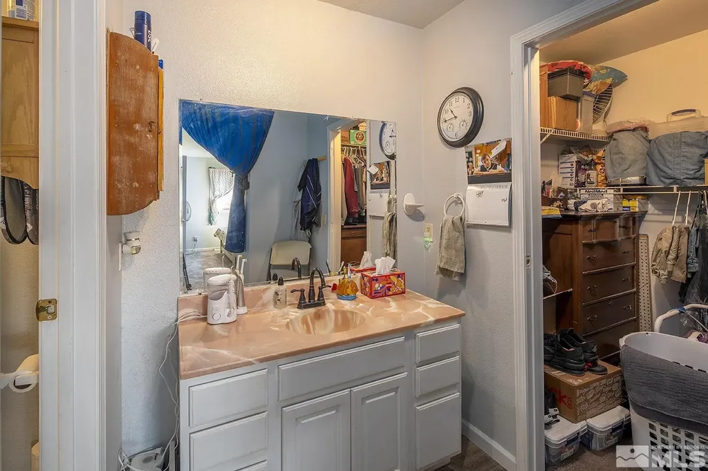 3600 Sun Cloud Reno NV 89506