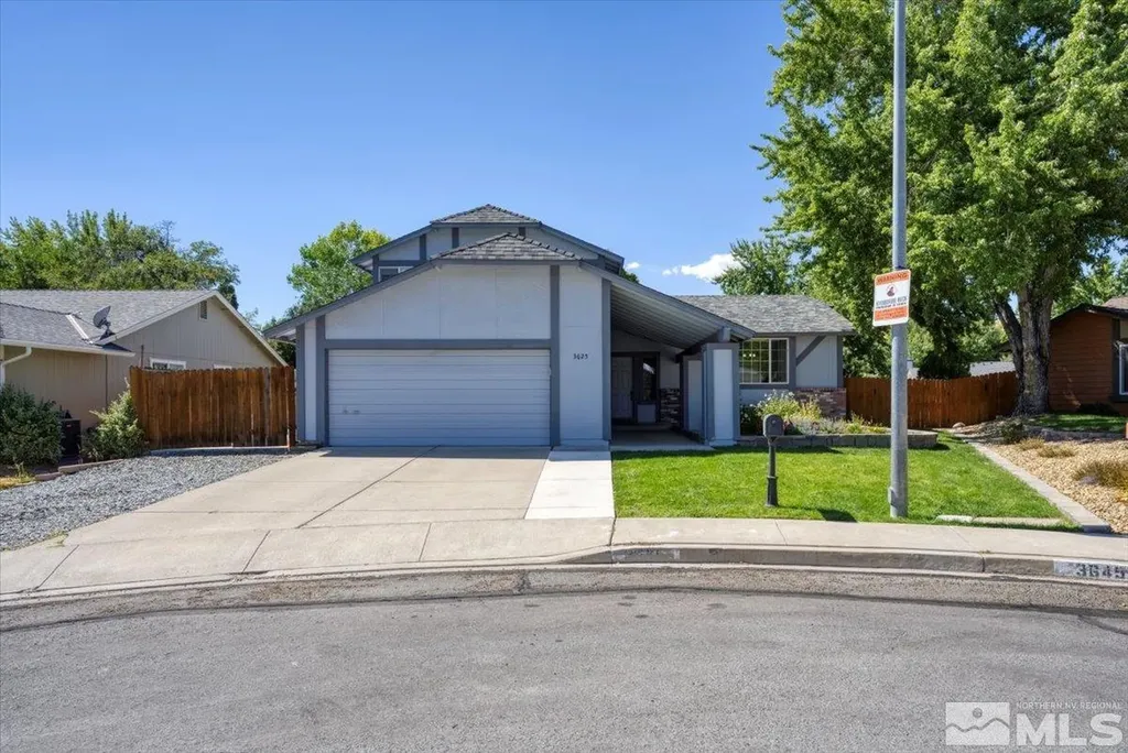 3625 Oakdale Sparks NV 89434
