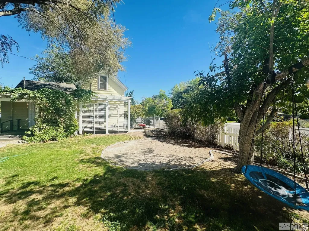 1605 Central Lovelock NV 89419