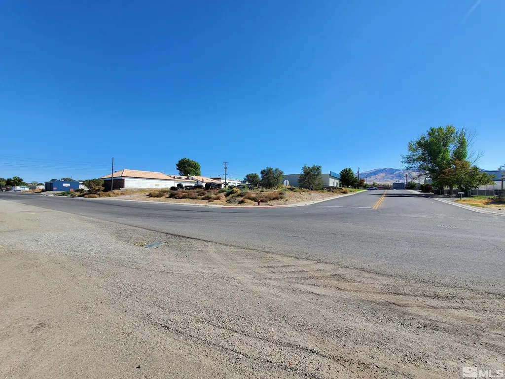 609 Sheehan Winnemucca NV 89445