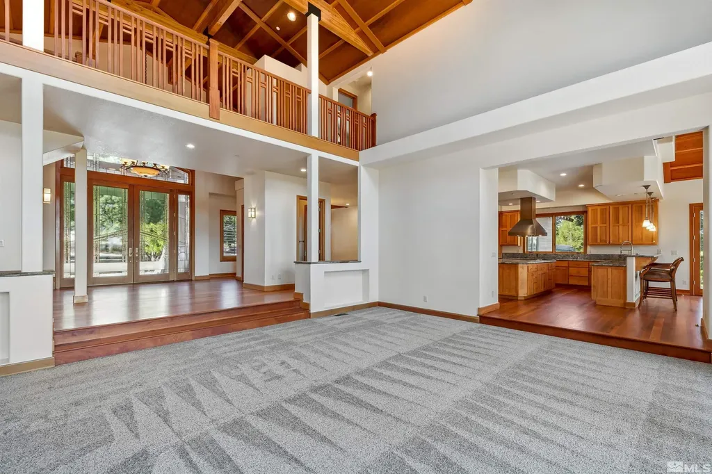 210 Sheridan Creek Gardnerville NV 89460