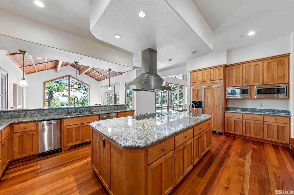 210 Sheridan Creek Gardnerville NV 89460