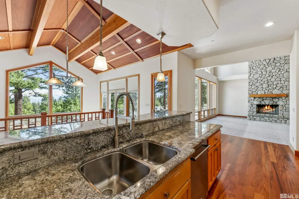 210 Sheridan Creek Gardnerville NV 89460