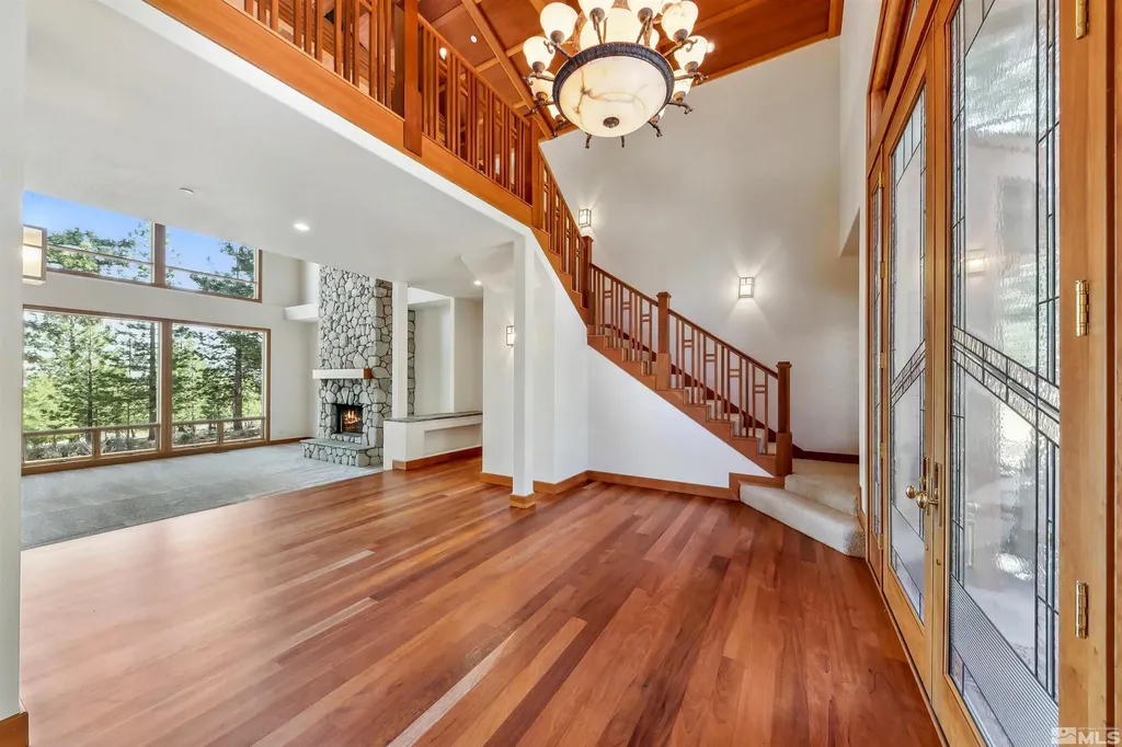 210 Sheridan Creek Gardnerville NV 89460