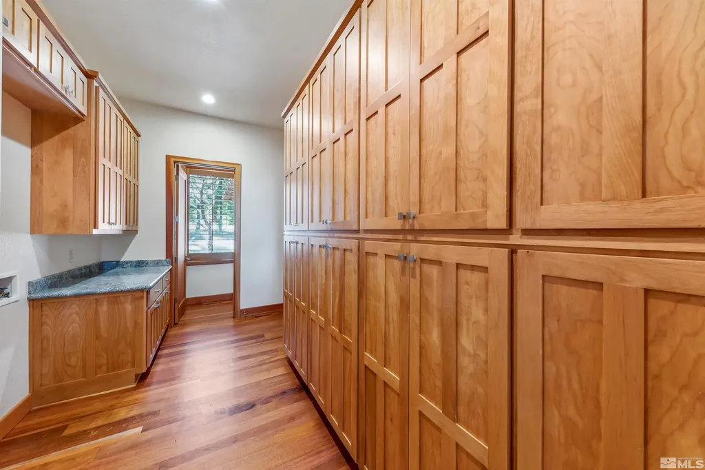 210 Sheridan Creek Gardnerville NV 89460