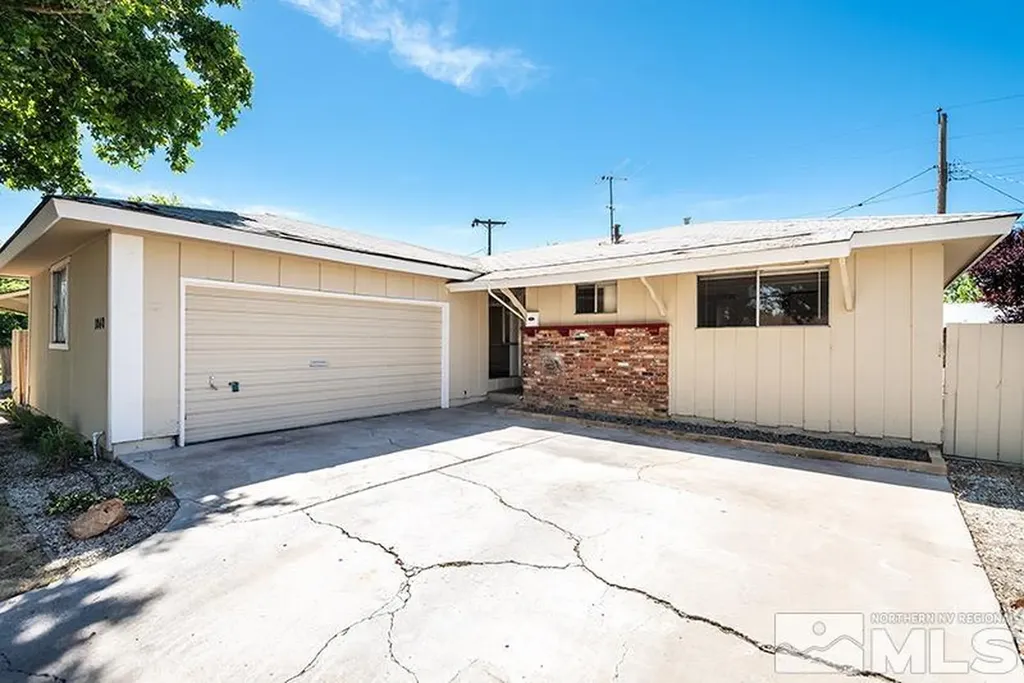 1040 Casa Loma Reno NV 89503