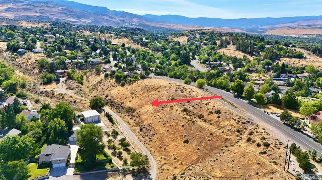 2905 Susileen Reno NV 89509