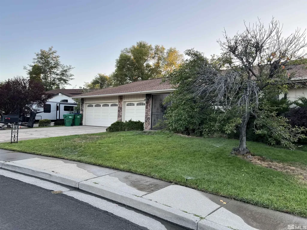 4995 Golden Springs Reno NV 89509