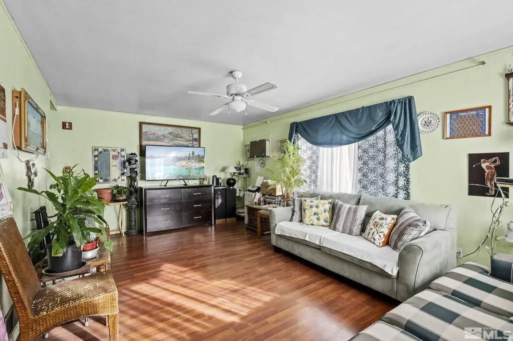 1885 Castle Reno NV 89512